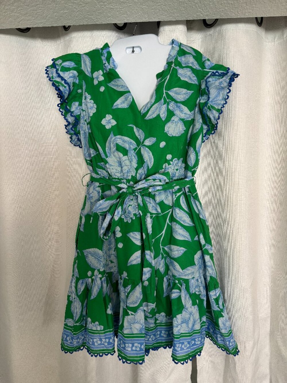 Green Floral Print Mini Dress Sugar Lips NWT - Picture 2 of 4